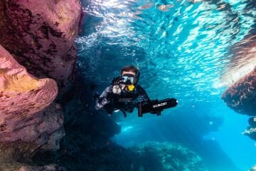 SCUBA JET PRO DIVE KIT DALIŞ VE GEZİNTİ İÇİN DENİZ ARACI