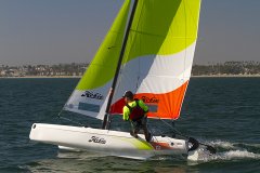 HOBIE T1 YELKENLİ SPORTİF KATAMARAN