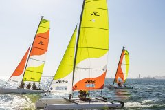 HOBIE T1 YELKENLİ SPORTİF KATAMARAN