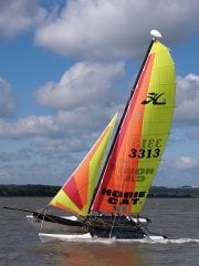 HOBIE 15 YELKENLİ SPORTİF KATAMARAN